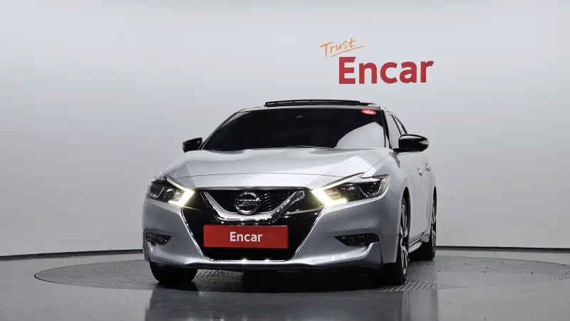 Nissan MAXIMA
