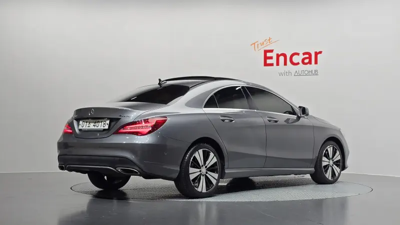Mercedes-Benz CLA-Class