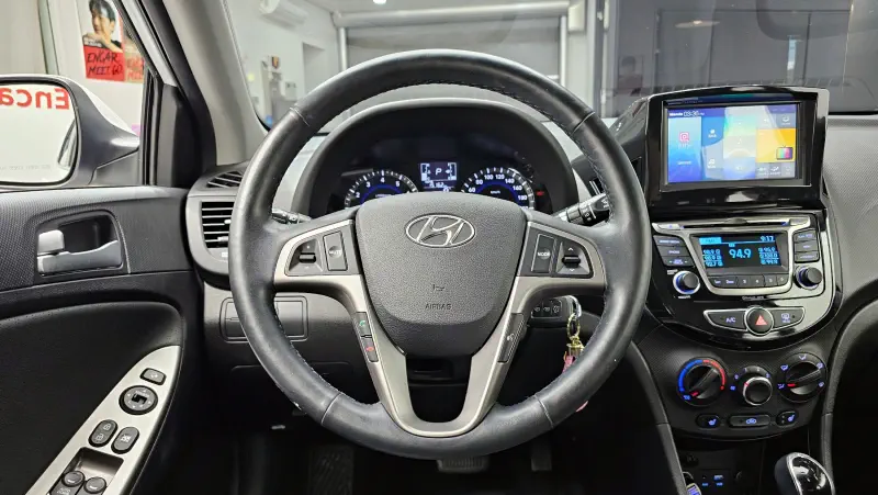 Hyundai Accent
