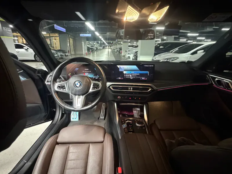BMW i4