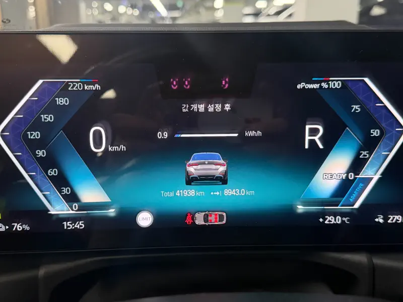 BMW i4