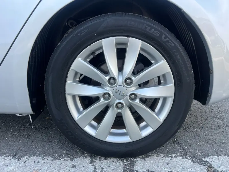 Купить Kia K3 Jeonbuk из Кореи