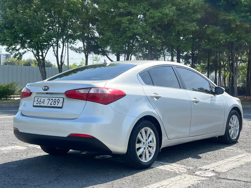 Купить Kia K3 Jeonbuk из Кореи