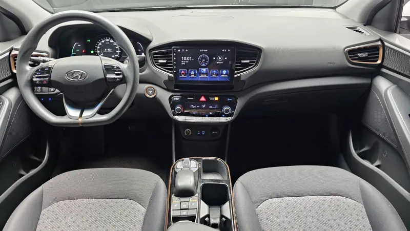 Hyundai Ioniq