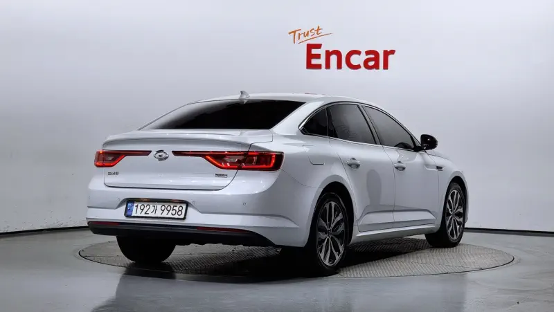 Renault Samsung SM6