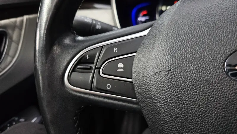 Renault Samsung SM6