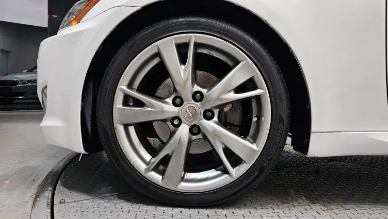 Lexus IS250