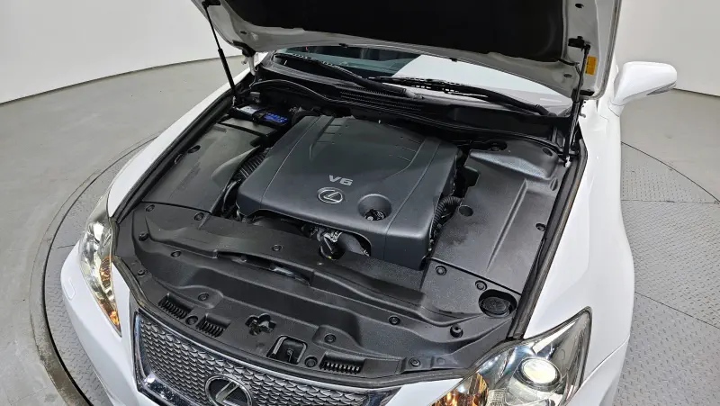 Lexus IS250