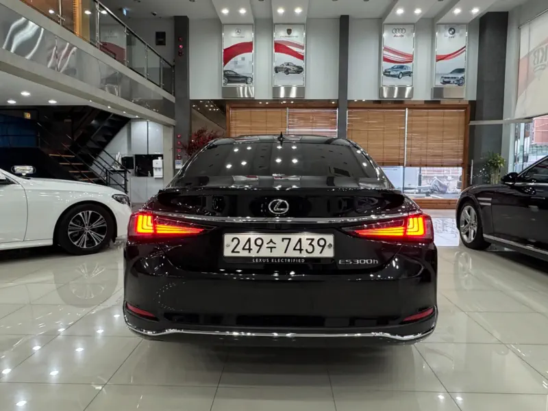 Lexus ES300h
