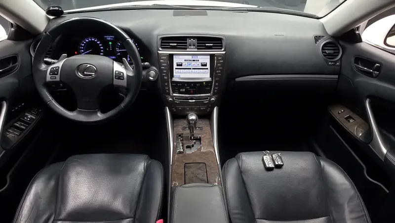 Lexus IS250