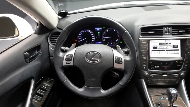 Lexus IS250