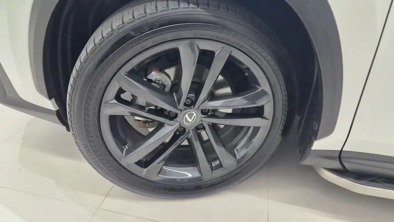 Lexus NX350h