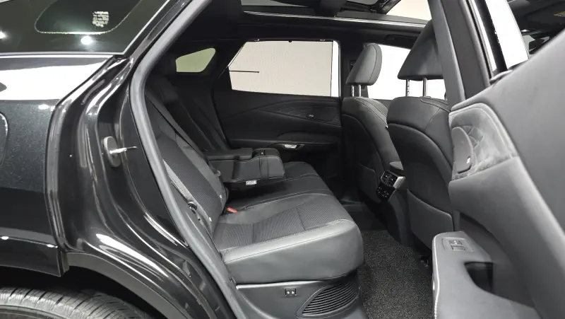 Lexus RX450h+