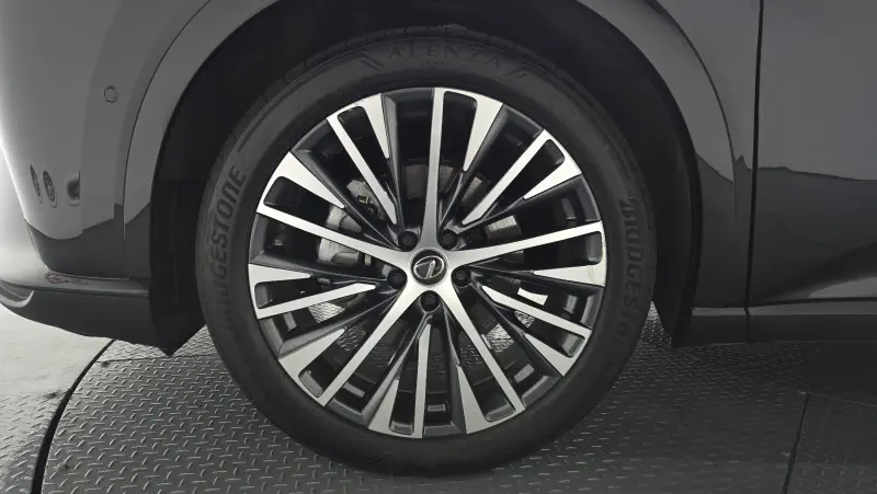 Lexus RX450h+