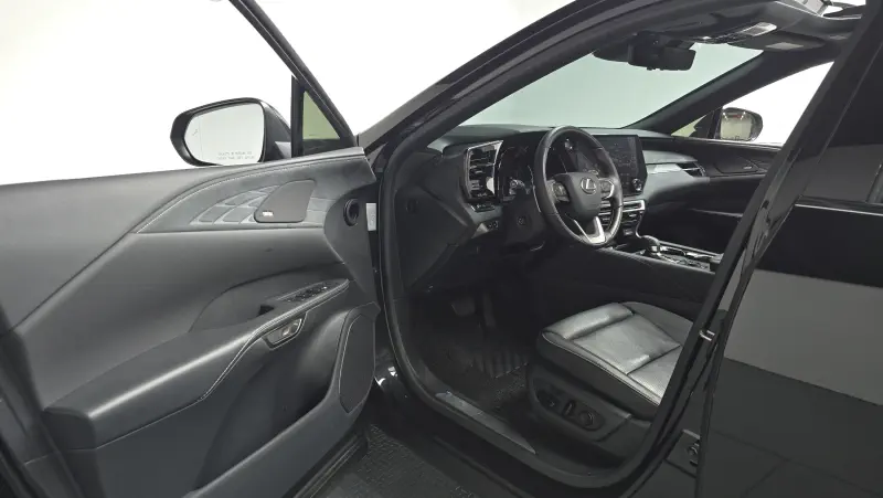 Lexus RX450h+