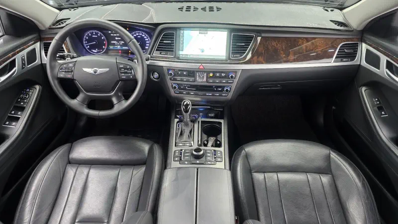 Hyundai Genesis