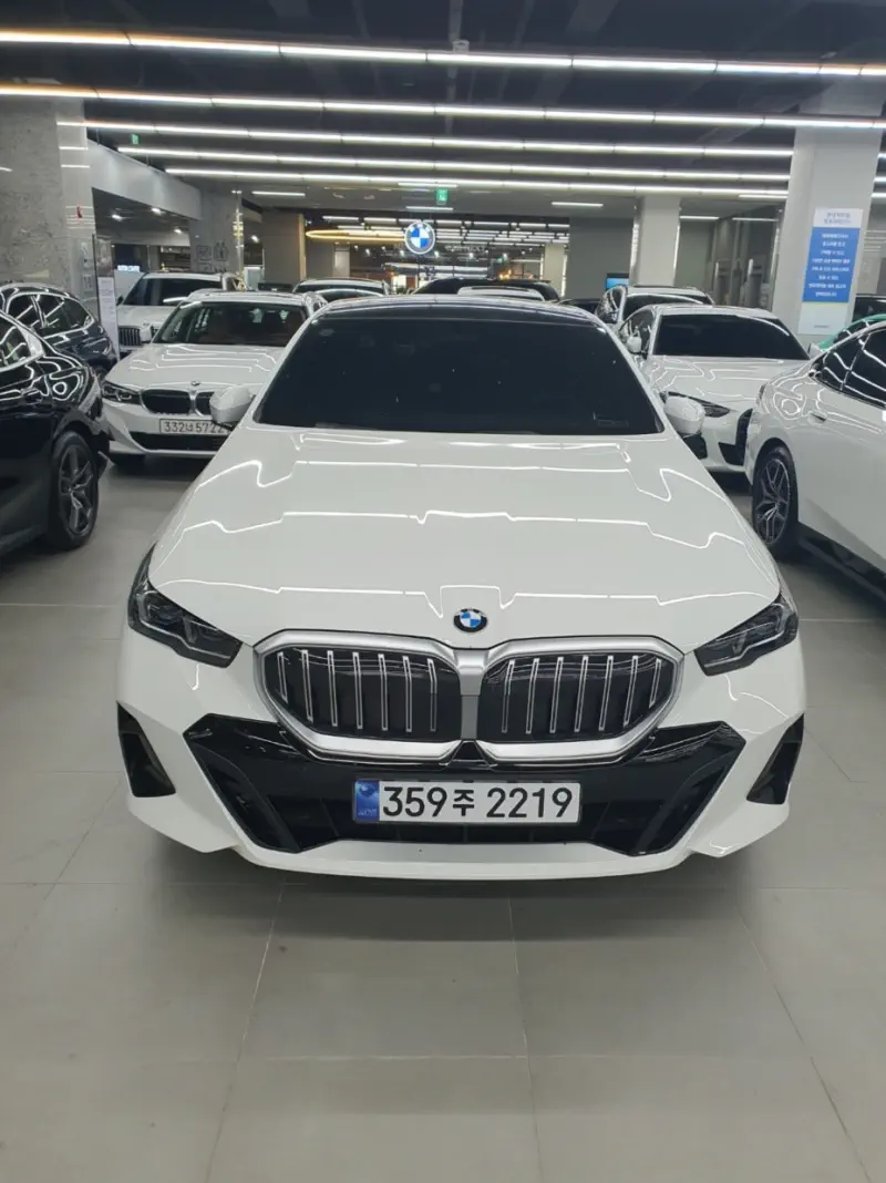 BMW 5-Series