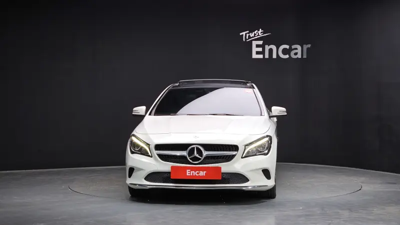 Mercedes-Benz CLA-Class