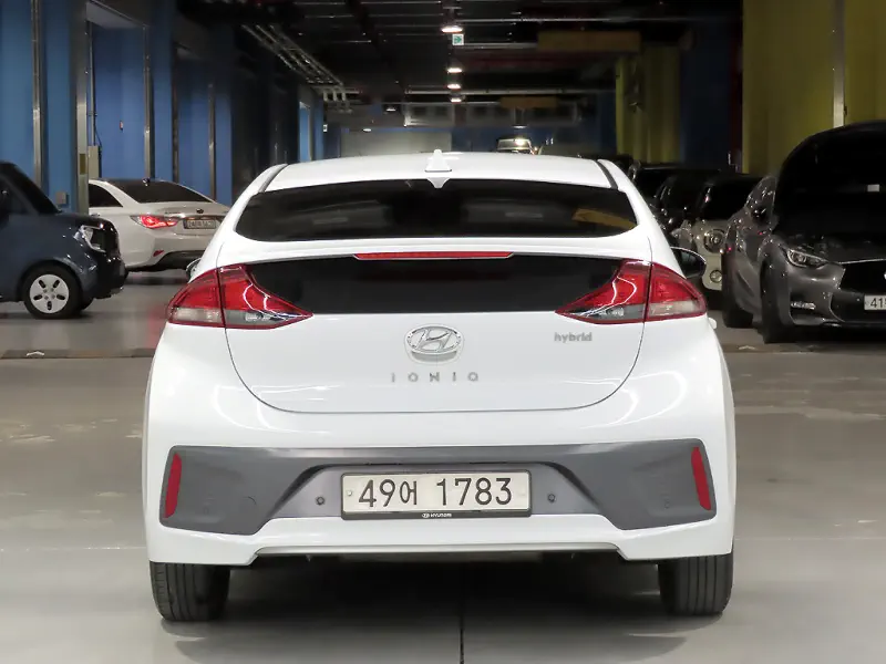 Hyundai Ioniq