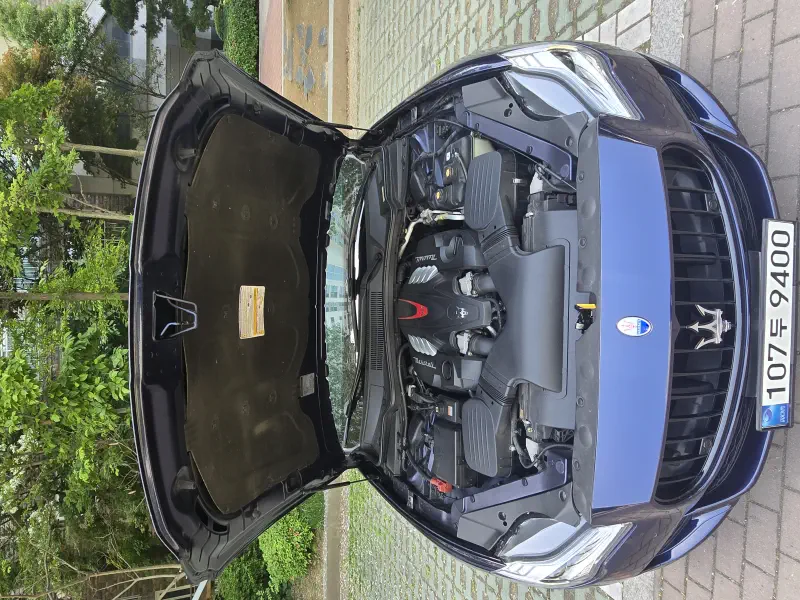 Maserati Quattroporte