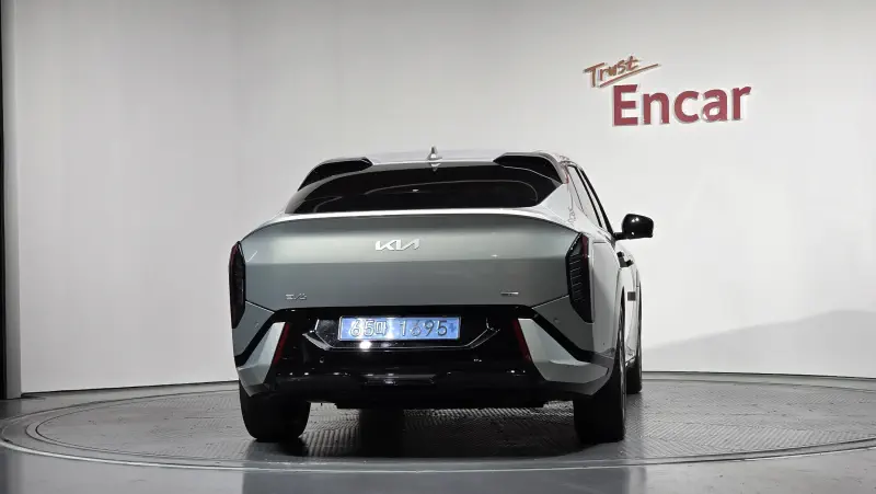 Kia EV4