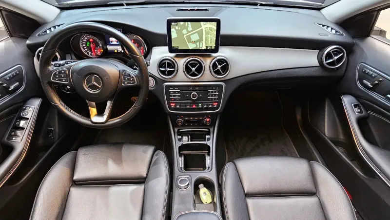 Mercedes-Benz GLA-Class