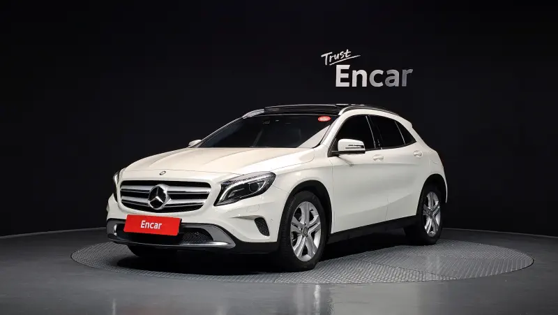 Mercedes-Benz GLA-Class