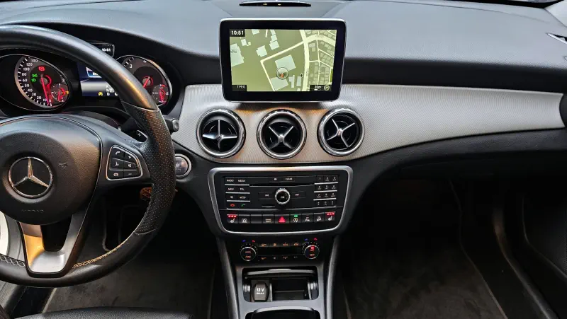 Mercedes-Benz GLA-Class