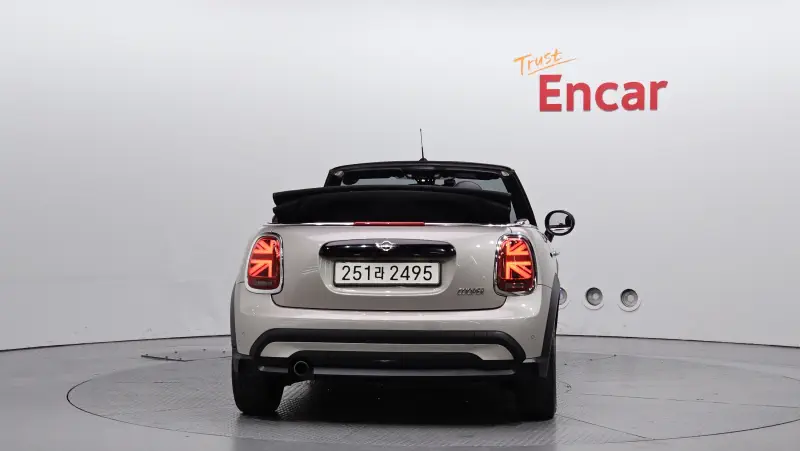 MINI Cabrio