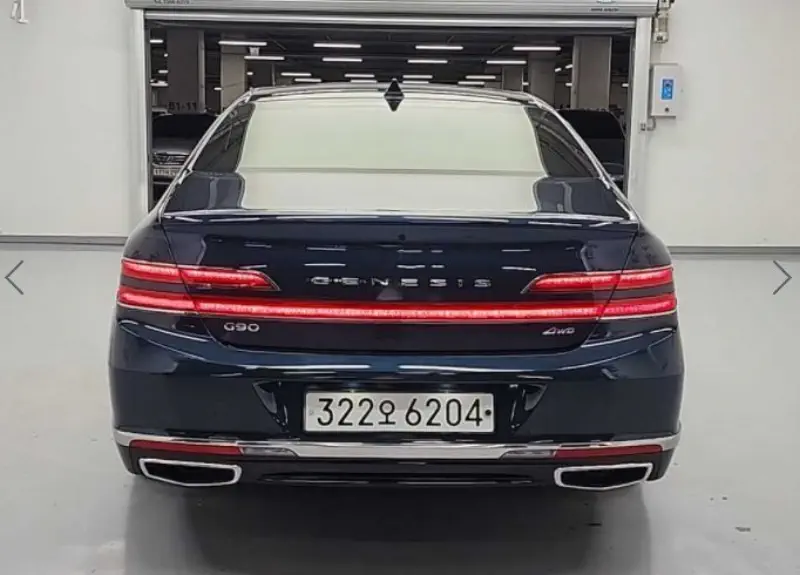 Genesis G90