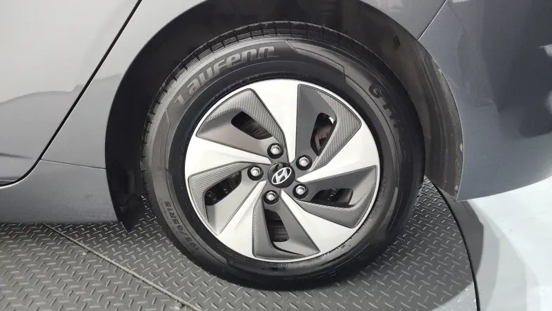Hyundai Ioniq
