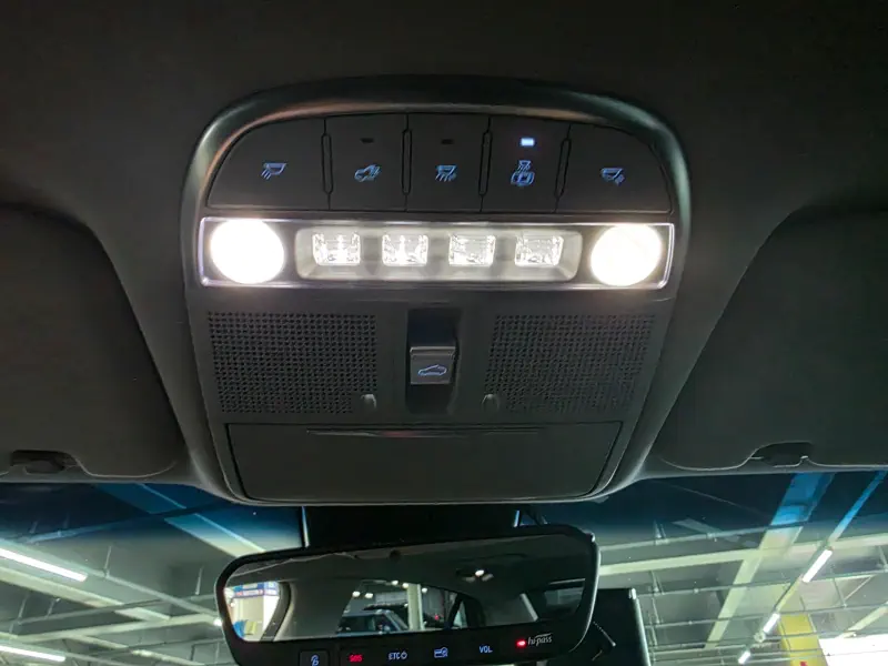 Genesis EQ900