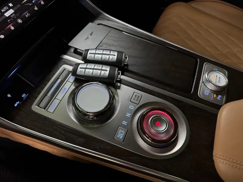 Genesis GV80