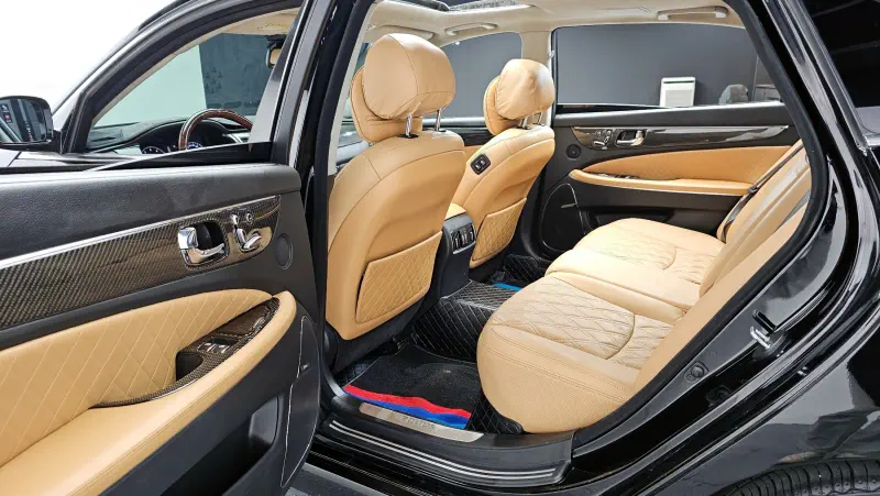 Hyundai Equus