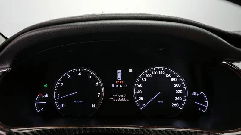 Hyundai Equus