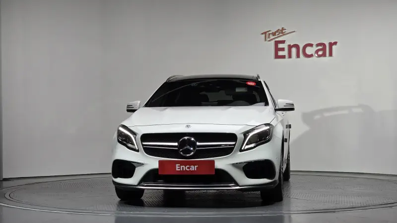 Mercedes-Benz GLA-Class