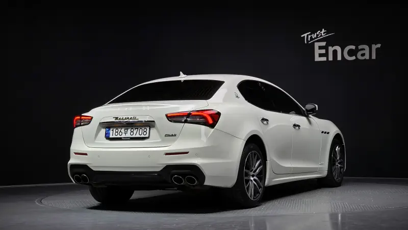 Maserati Ghibli
