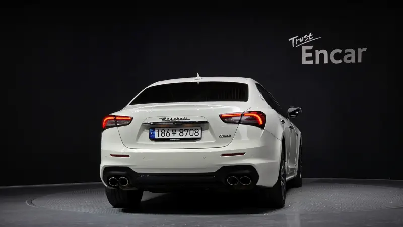 Maserati Ghibli