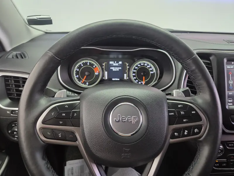 Jeep Cherokee