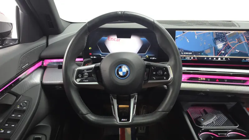 BMW i5