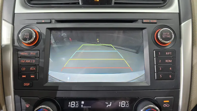 Nissan Altima