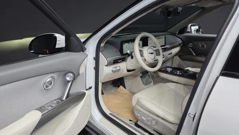 Genesis GV60