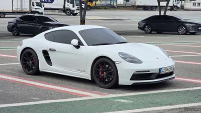 Porsche Cayman