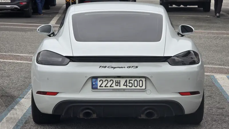 Porsche Cayman