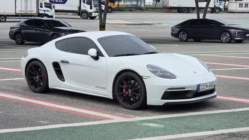 Porsche Cayman