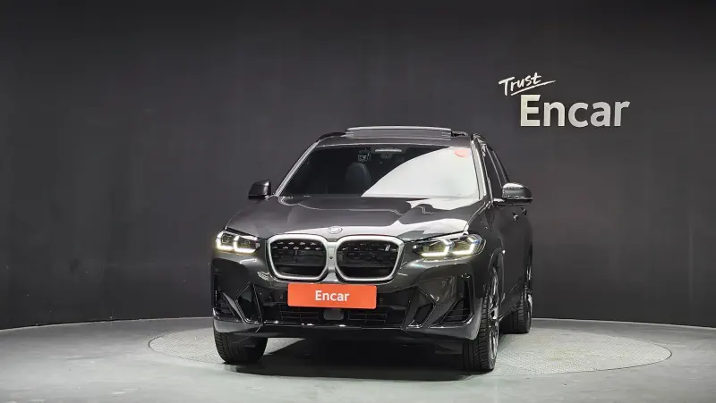 BMW iX3