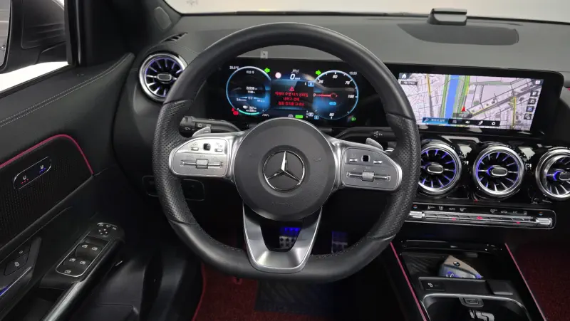 Mercedes-Benz EQA