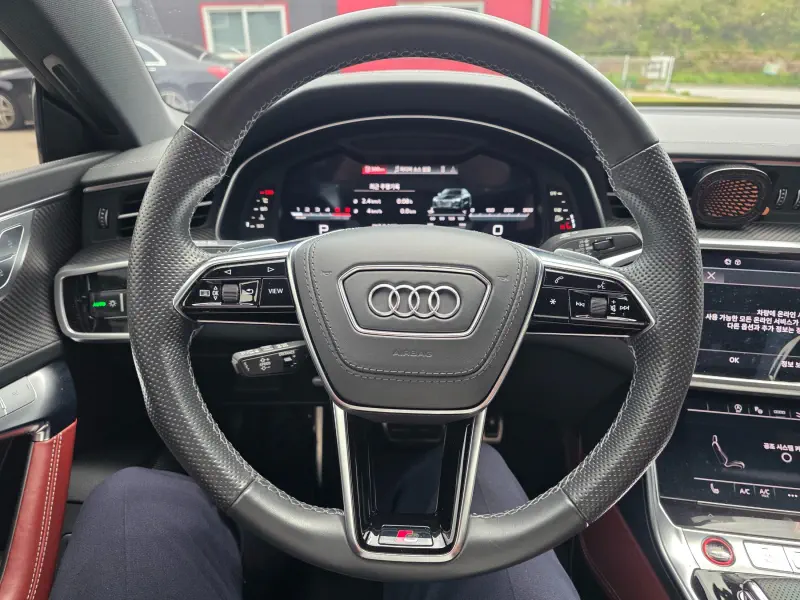 Audi S7