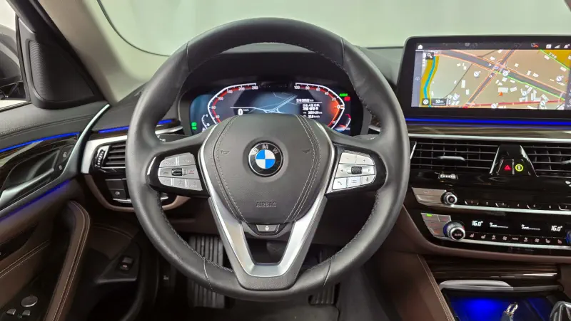 BMW 5-Series