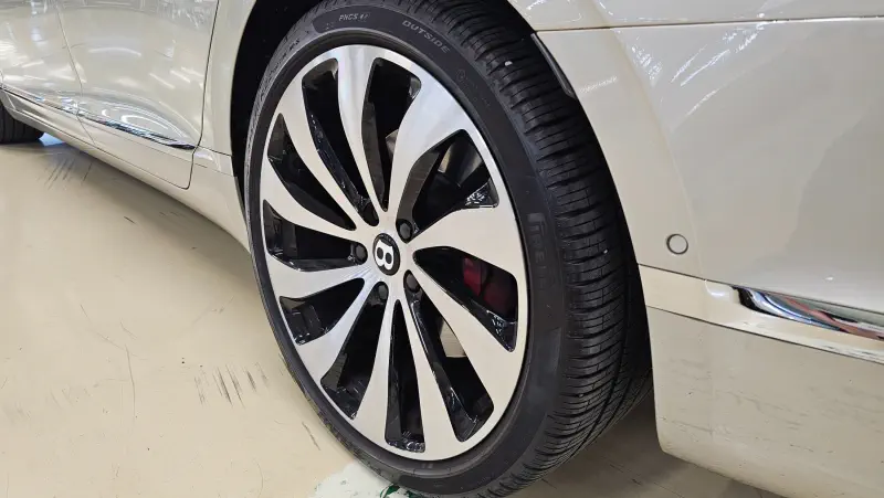 Bentley Flying Spur